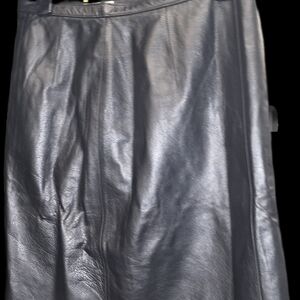 Apostrophe Black Leather A-Line Skirt
